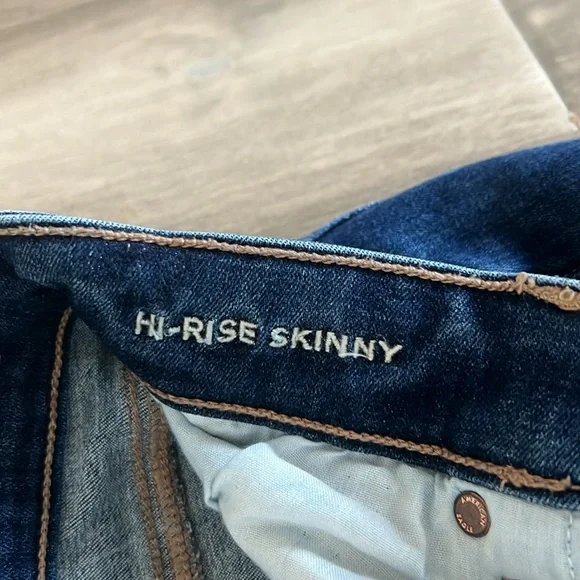 American Eagle Jeans, Size 2 Short, Hi-Rise Skinny - Picture 6 of 7